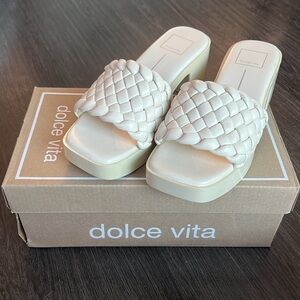 Dolce Vita Goldy Sandal Ivory Stella